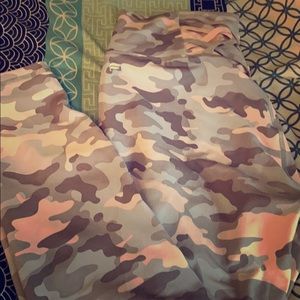 High waisted leggings